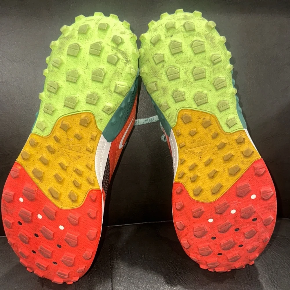 Nike Multicolor Trail Running Shoes - Picture 3 of 14